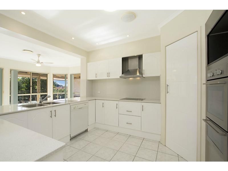3 Quoll Close, Burleigh Heads QLD 4220