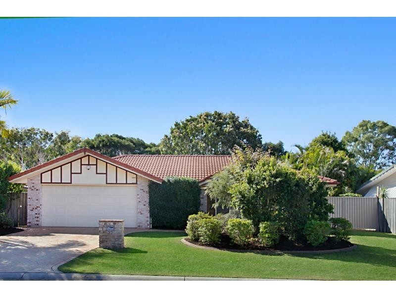 27 Yodelay Street, Varsity Lakes QLD 4227