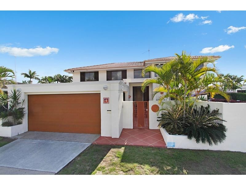 1 Warrina Crescent, Burleigh Heads QLD 4220