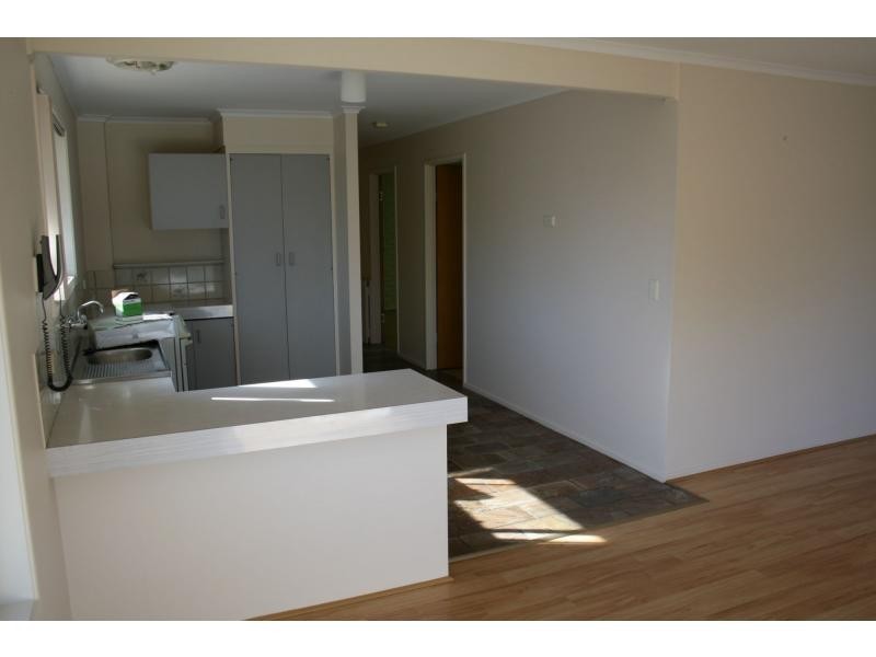 Unit 2/9 West Street, Burleigh Heads QLD 4220