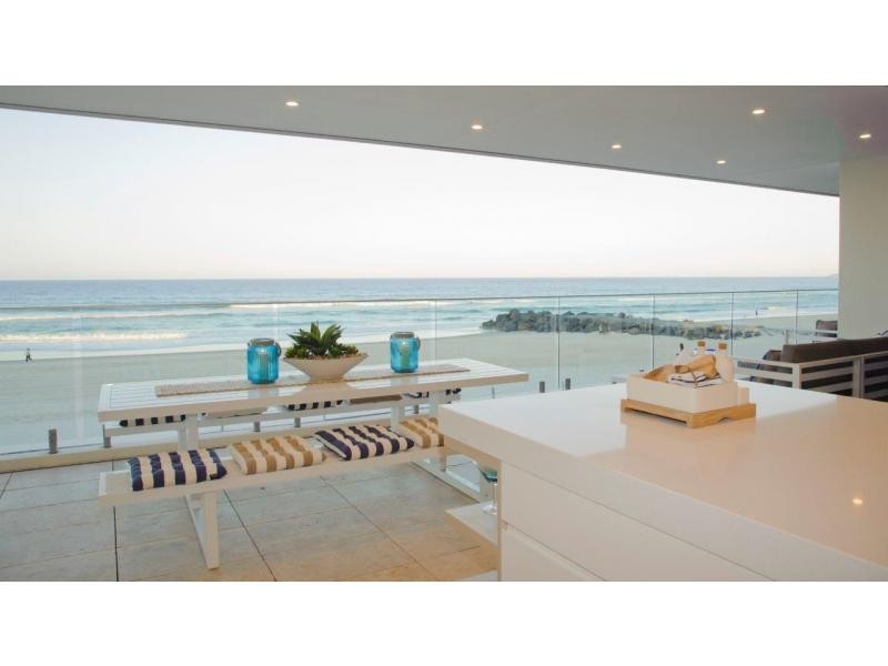 4/197-199 Jefferson Lane, Palm Beach QLD 4221