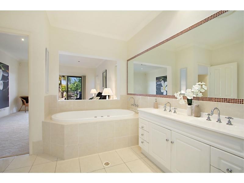 22 Sky Royal Terrace, Burleigh Heads QLD 4220