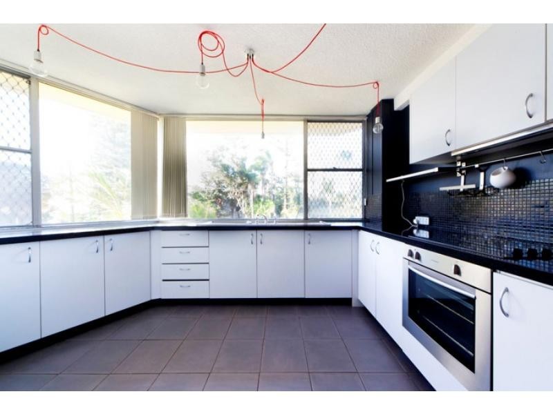 Unit 5/3 Old Burleigh Road, Surfers Paradise QLD 4217