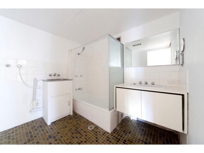 Unit 5/3 Old Burleigh Road, Surfers Paradise QLD 4217