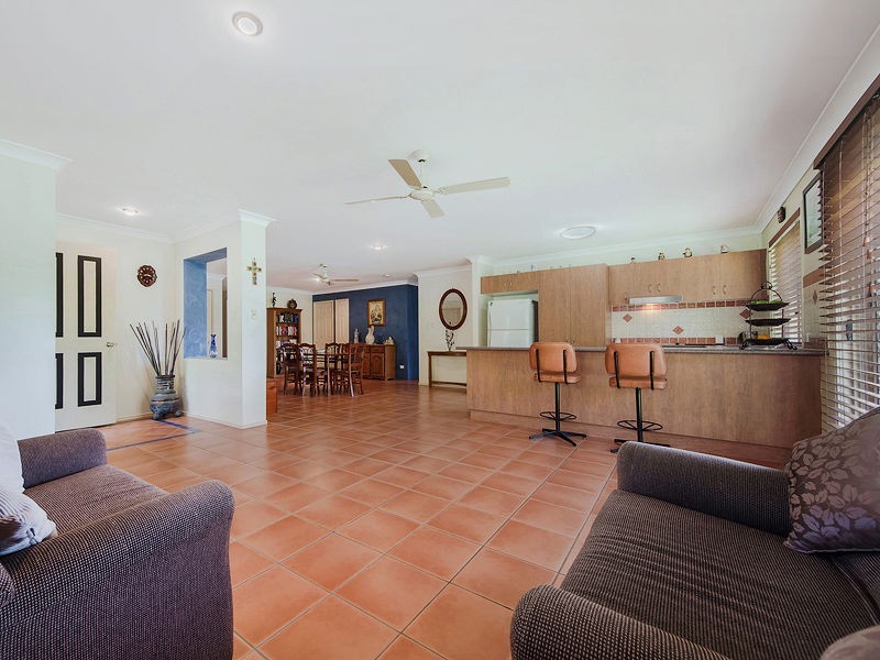 1/1 Tiarnna Close, Burleigh Heads QLD 4220