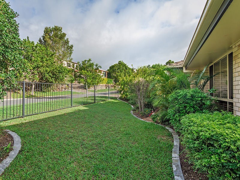 1/1 Tiarnna Close, Burleigh Heads QLD 4220
