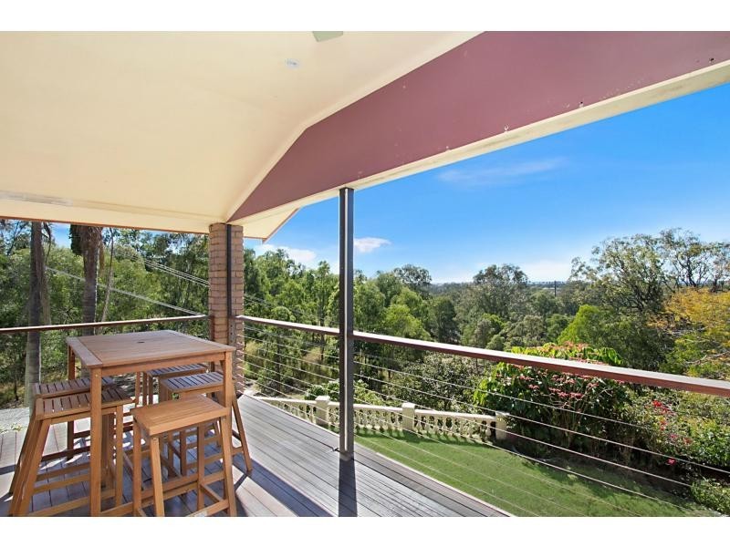 4 Padamo Court, Tallebudgera QLD 4228