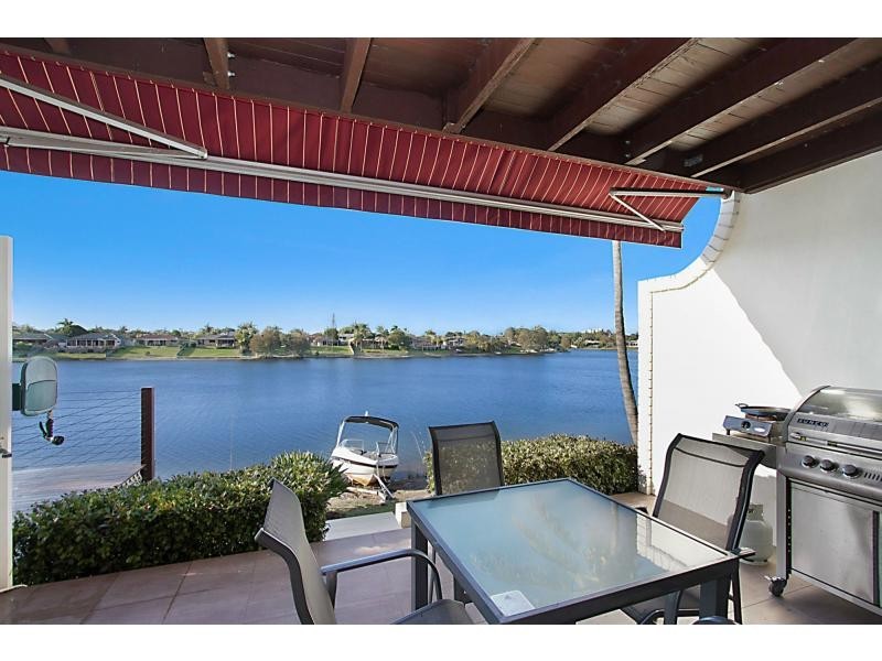 2/17 Barbet Place, Burleigh Waters QLD 4220