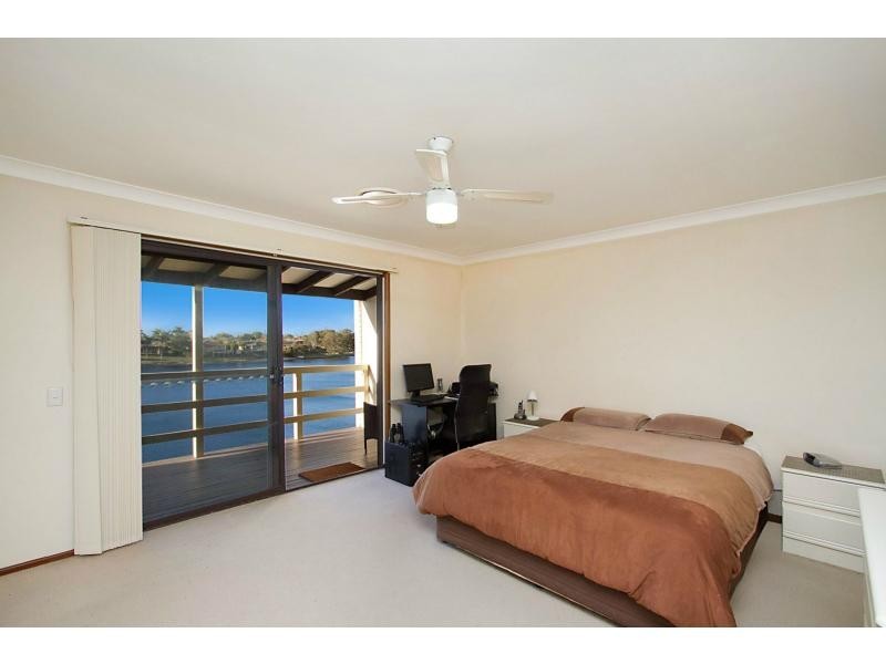 2/17 Barbet Place, Burleigh Waters QLD 4220
