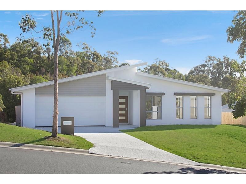 11 Golden Grove Boulevard, Reedy Creek QLD 4227