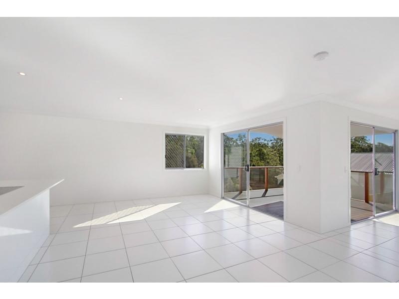 11 Golden Grove Boulevard, Reedy Creek QLD 4227
