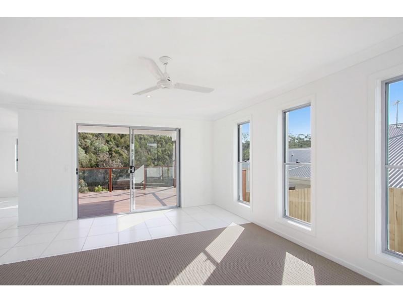 11 Golden Grove Boulevard, Reedy Creek QLD 4227