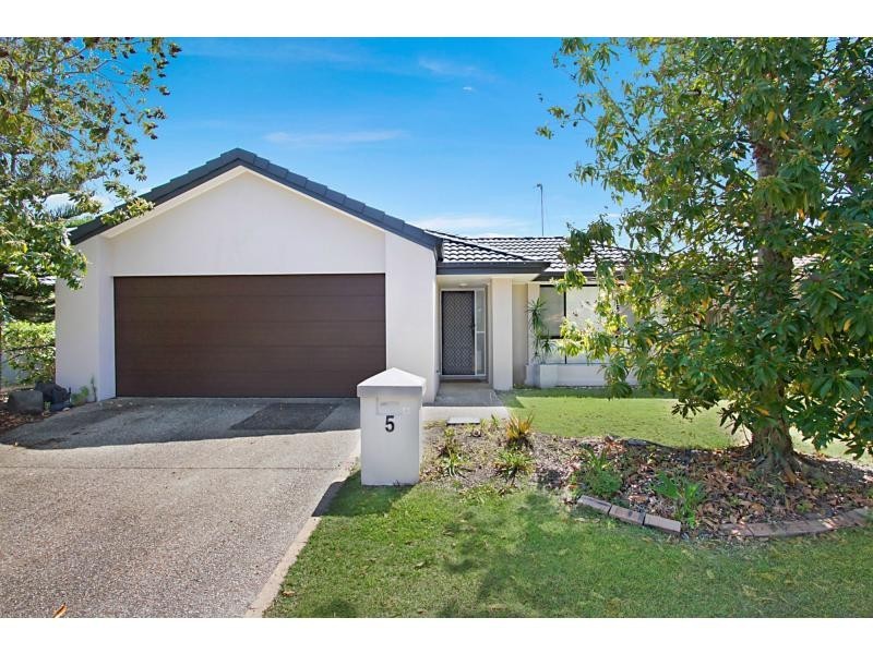 5 Greendale Place, Burleigh Waters QLD 4220