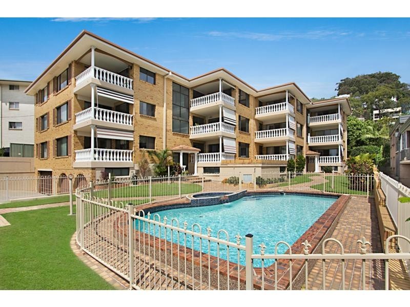 Unit 5/6 Stanley Street, Burleigh Heads QLD 4220