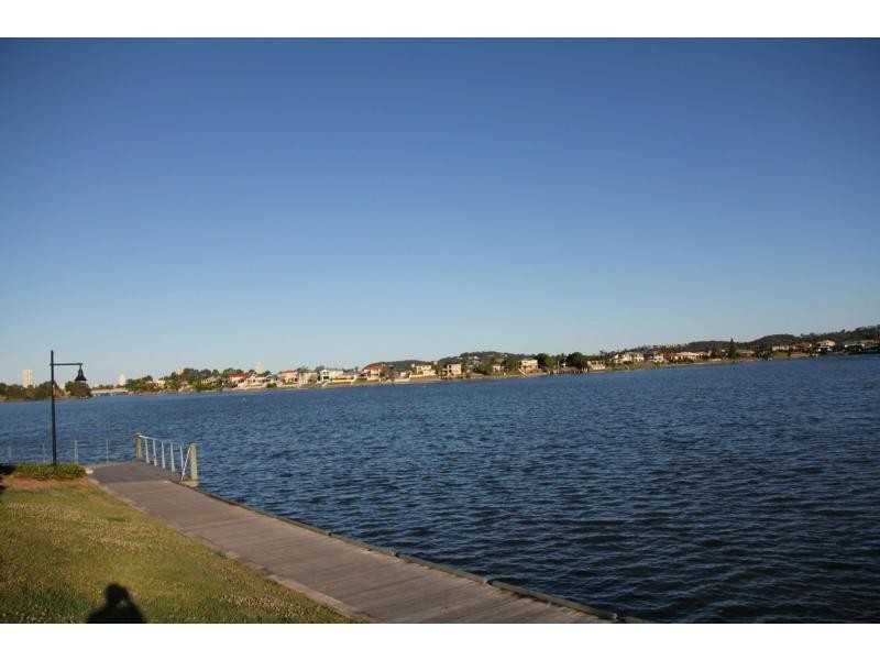 19 Watts Drive, Varsity Lakes QLD 4227