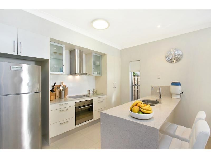 1/24 Campelles Avenue, Varsity Lakes QLD 4227