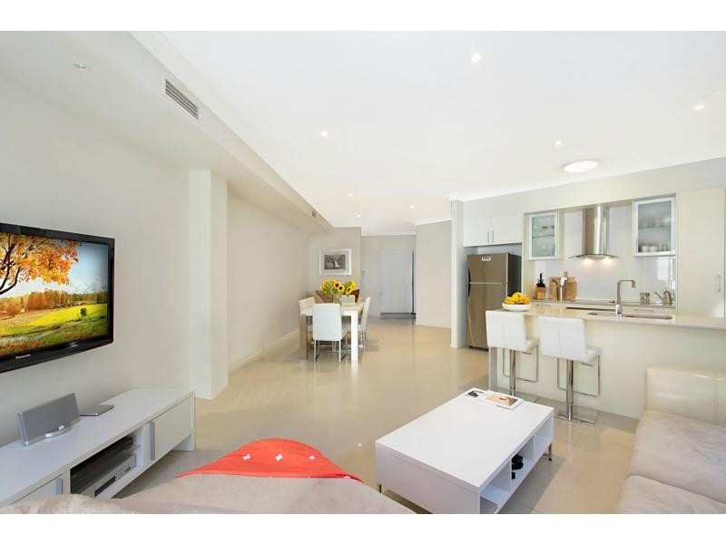 1/24 Campelles Avenue, Varsity Lakes QLD 4227