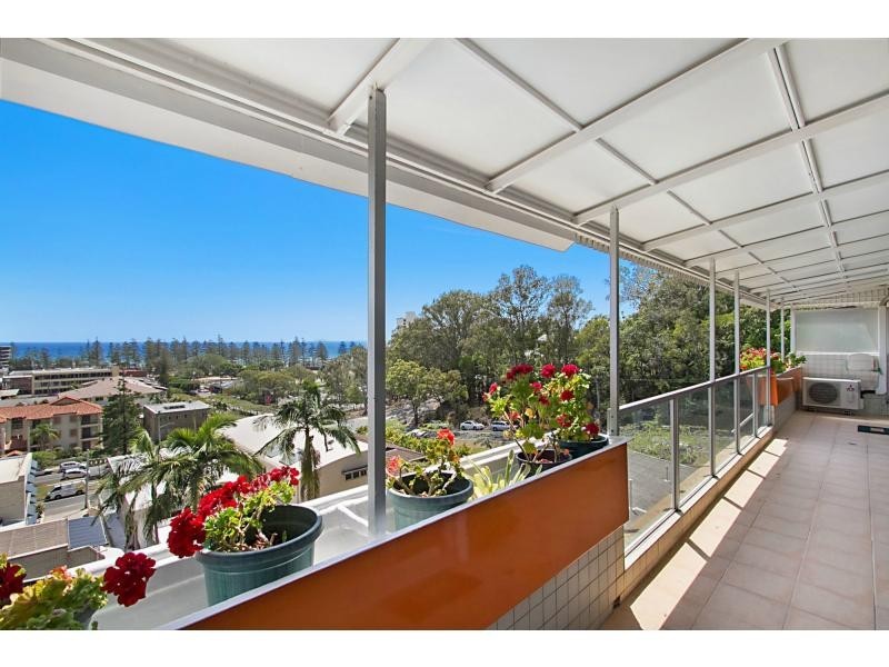 8/1 Hill Avenue, Burleigh Heads QLD 4220