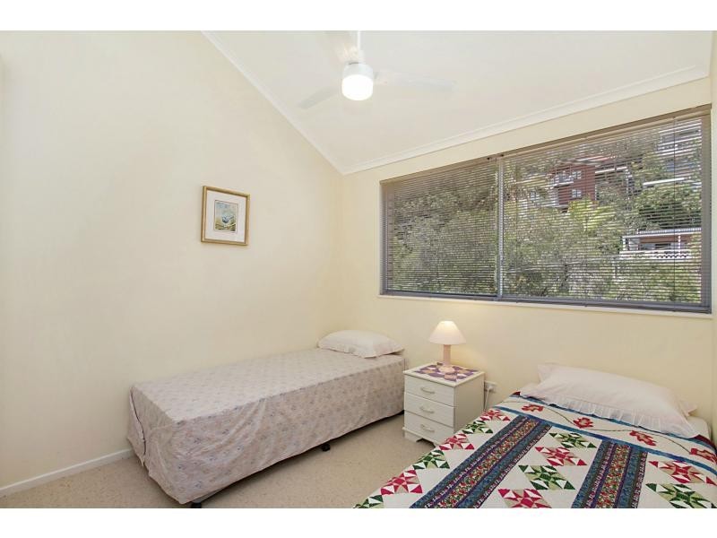 8/1 Hill Avenue, Burleigh Heads QLD 4220