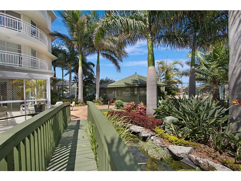 1a/3 Second Avenue, Burleigh Heads QLD 4220