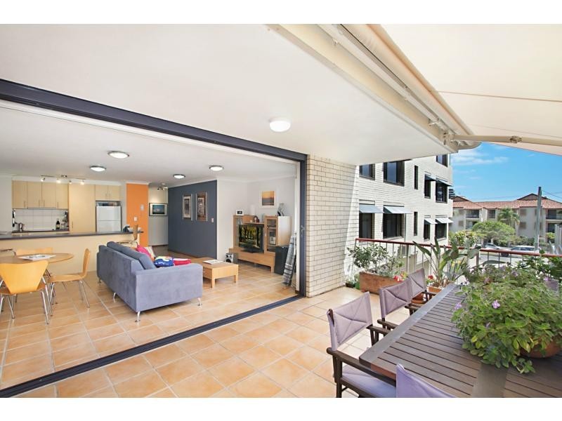 1/22 Ewart Street, Burleigh Heads QLD 4220