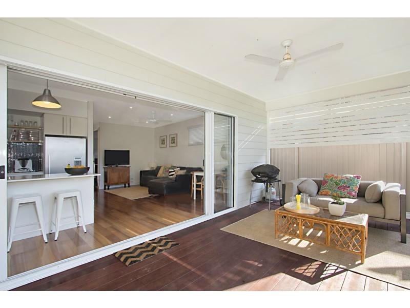 23 Twenty Seventh Avenue, Palm Beach QLD 4221