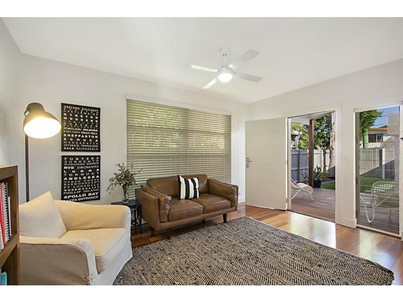 23 Twenty Seventh Avenue, Palm Beach QLD 4221