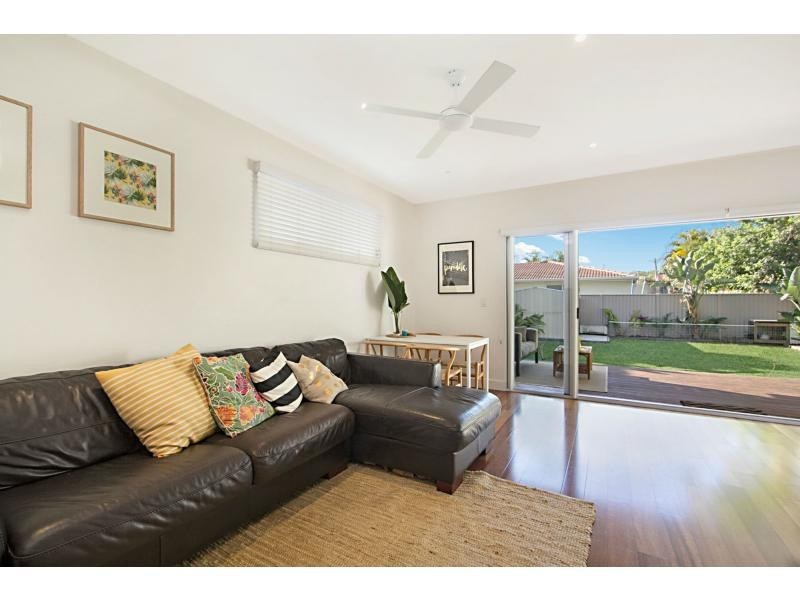 23 Twenty Seventh Avenue, Palm Beach QLD 4221