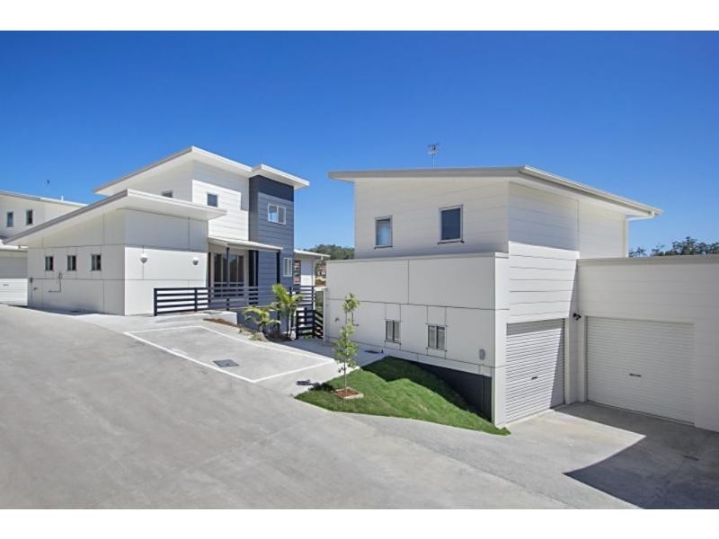 Unit 12/3 Mieke Court, Burleigh Heads QLD 4220