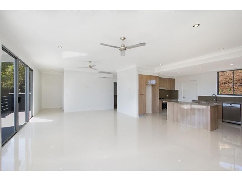 Unit 12/3 Mieke Court, Burleigh Heads QLD 4220