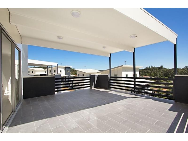 Unit 12/3 Mieke Court, Burleigh Heads QLD 4220