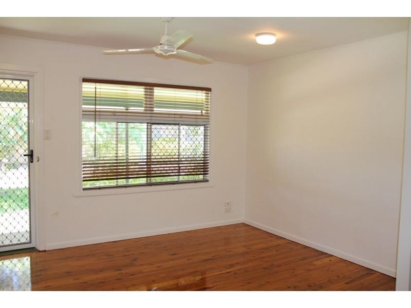 Unit 1/24 Bullimah Avenue, Burleigh Heads QLD 4220