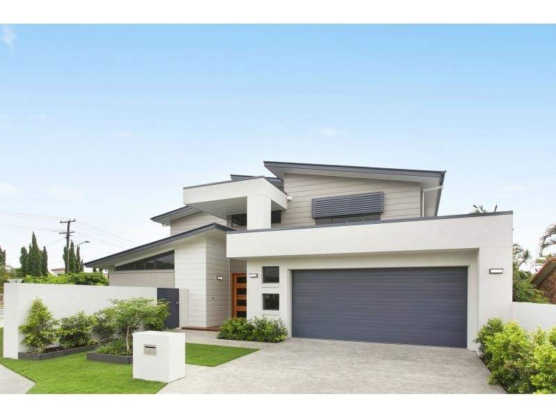 2 Mallawa Drive, Palm Beach QLD 4221