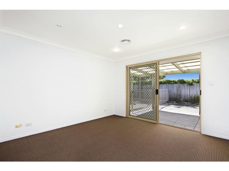 12 Bushlark Street, Varsity Lakes QLD 4227