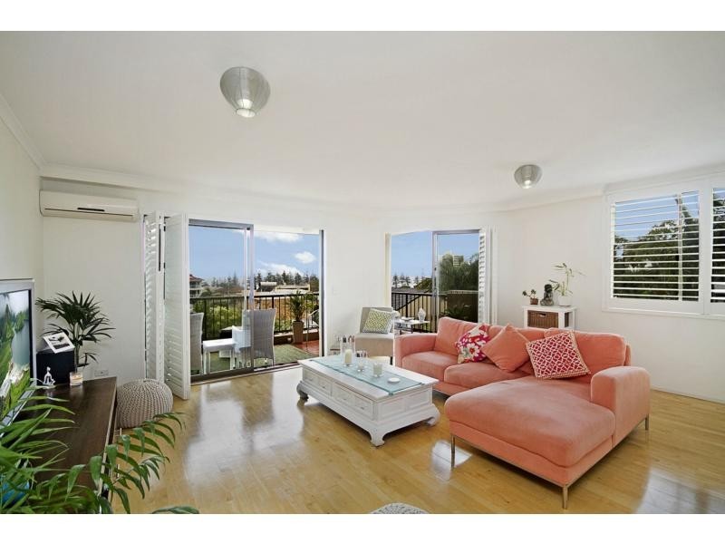 4/21 Hill Avenue, Burleigh Heads QLD 4220