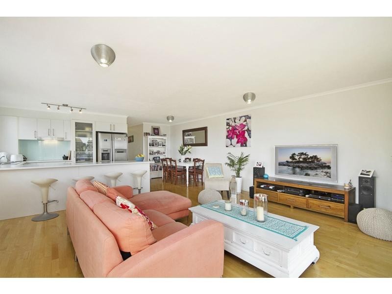 4/21 Hill Avenue, Burleigh Heads QLD 4220