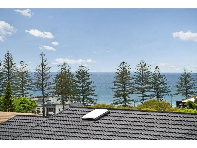 4/21 Hill Avenue, Burleigh Heads QLD 4220