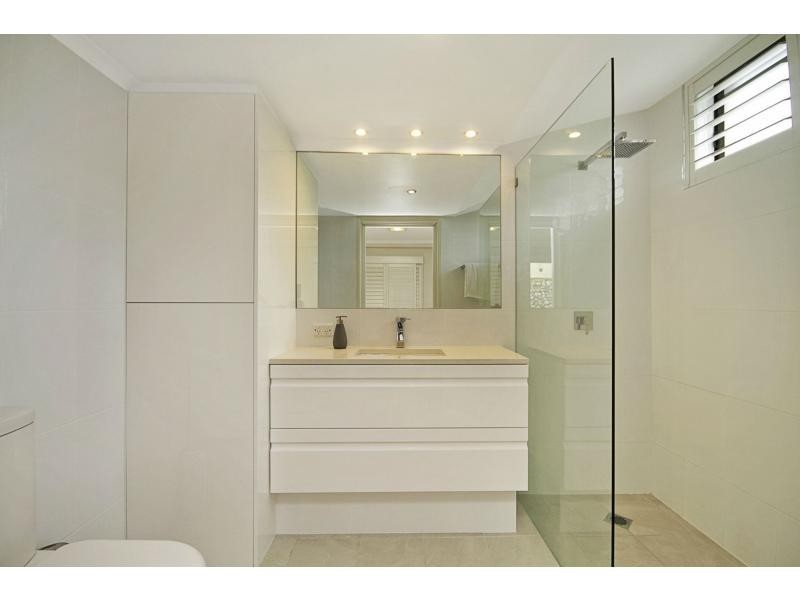 4/21 Hill Avenue, Burleigh Heads QLD 4220