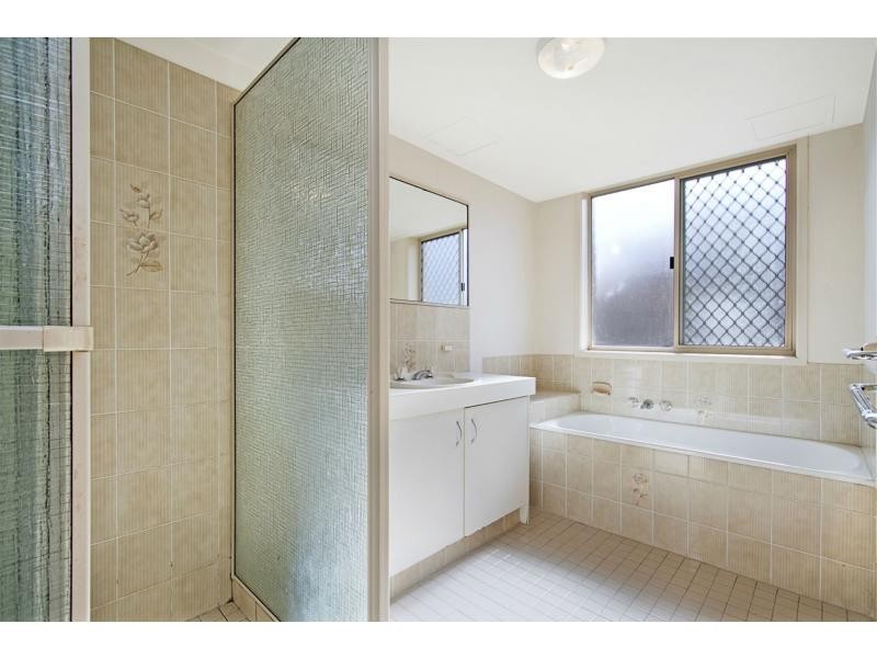 2/16 Burleigh Street, Burleigh Heads QLD 4220