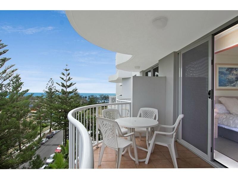 703/8 Philip Avenue, Broadbeach QLD 4218