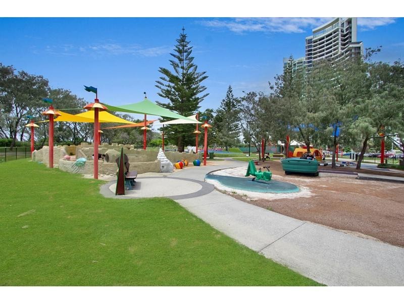 703/8 Philip Avenue, Broadbeach QLD 4218