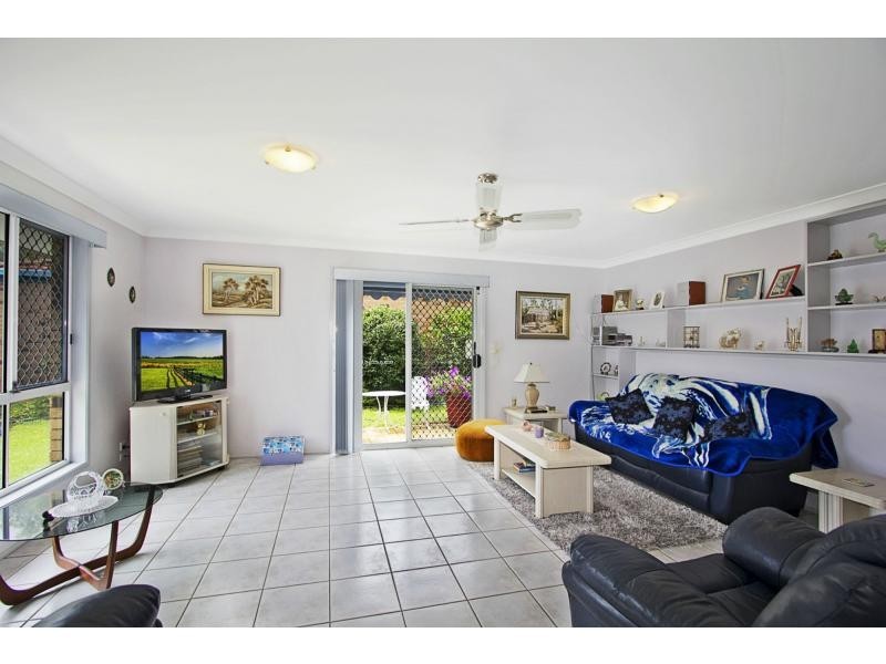 246 Christine Avenue, Burleigh Waters QLD 4220