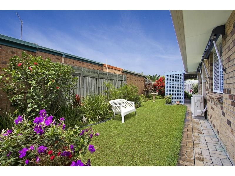 246 Christine Avenue, Burleigh Waters QLD 4220