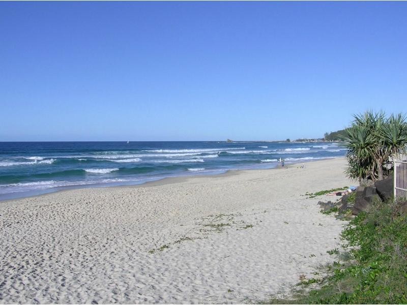 1/35 Twenty Seventh Avenue, Palm Beach QLD 4221