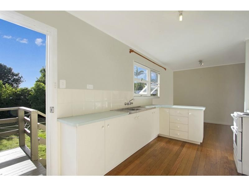 17 Allawah Avenue, Palm Beach QLD 4221