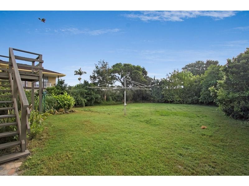 17 Allawah Avenue, Palm Beach QLD 4221