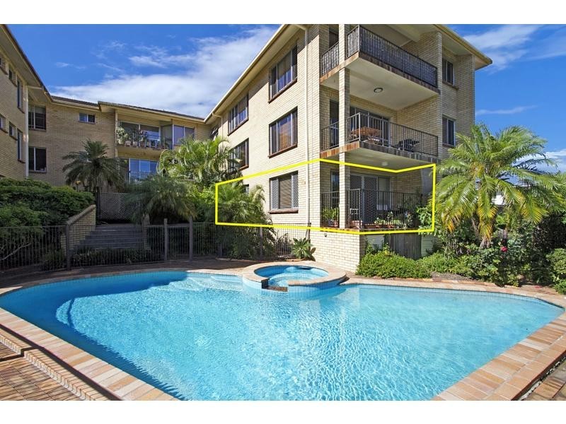 4/18 Ikkina Road, Burleigh Heads QLD 4220