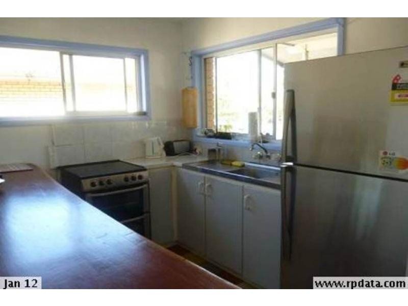 4/21 Awoonga Avenue, Burleigh Heads QLD 4220