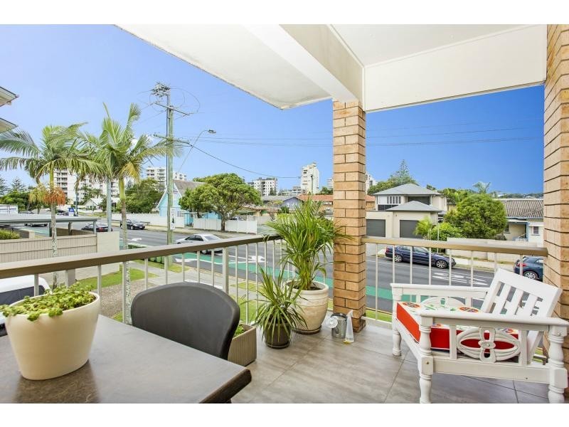 7/5 Christine Avenue, Miami QLD 4220