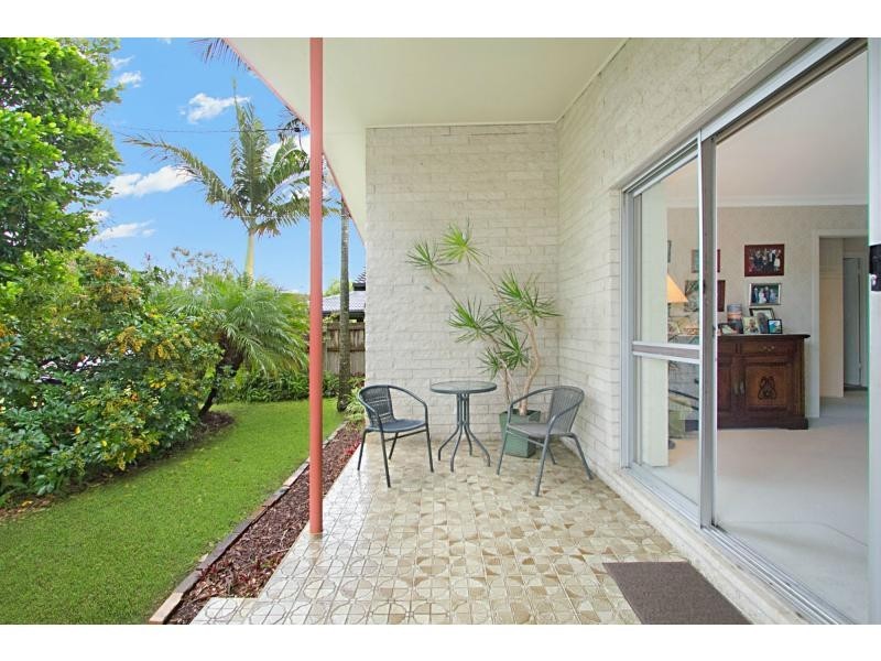 13 Allawah Avenue, Palm Beach QLD 4221